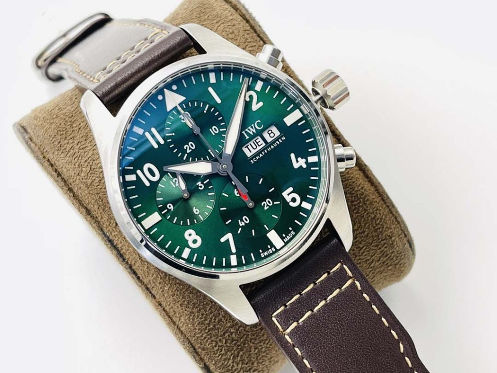 IWC Fake Pilot IW388101/IW388103