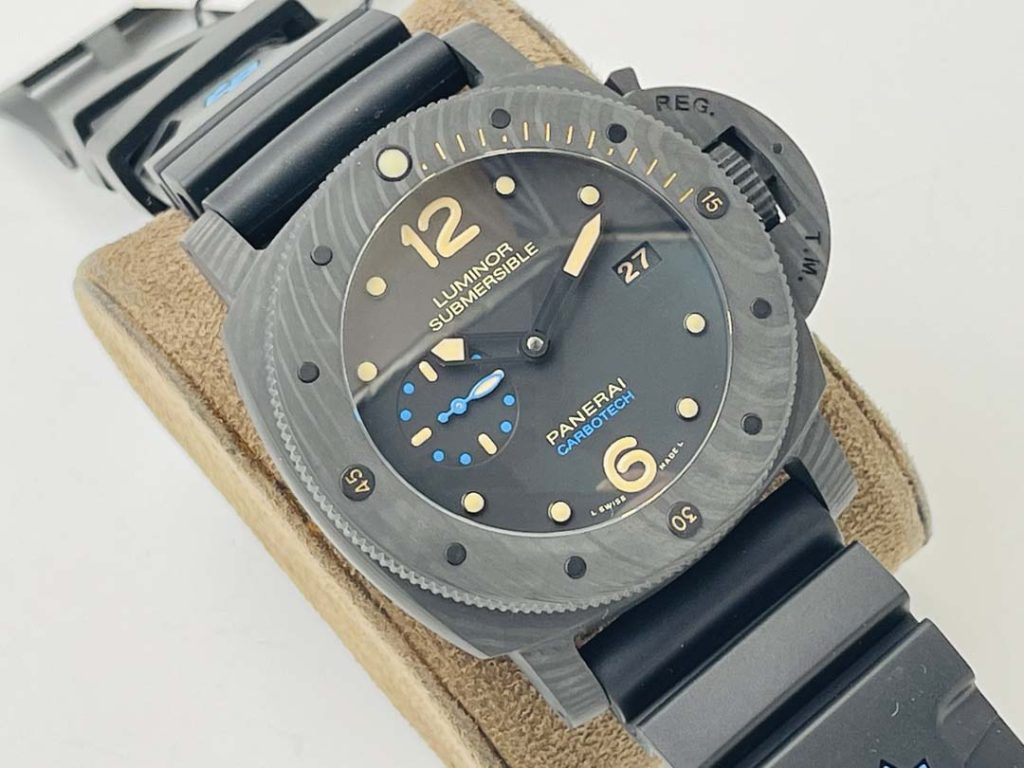 Clone Panerai APM 616