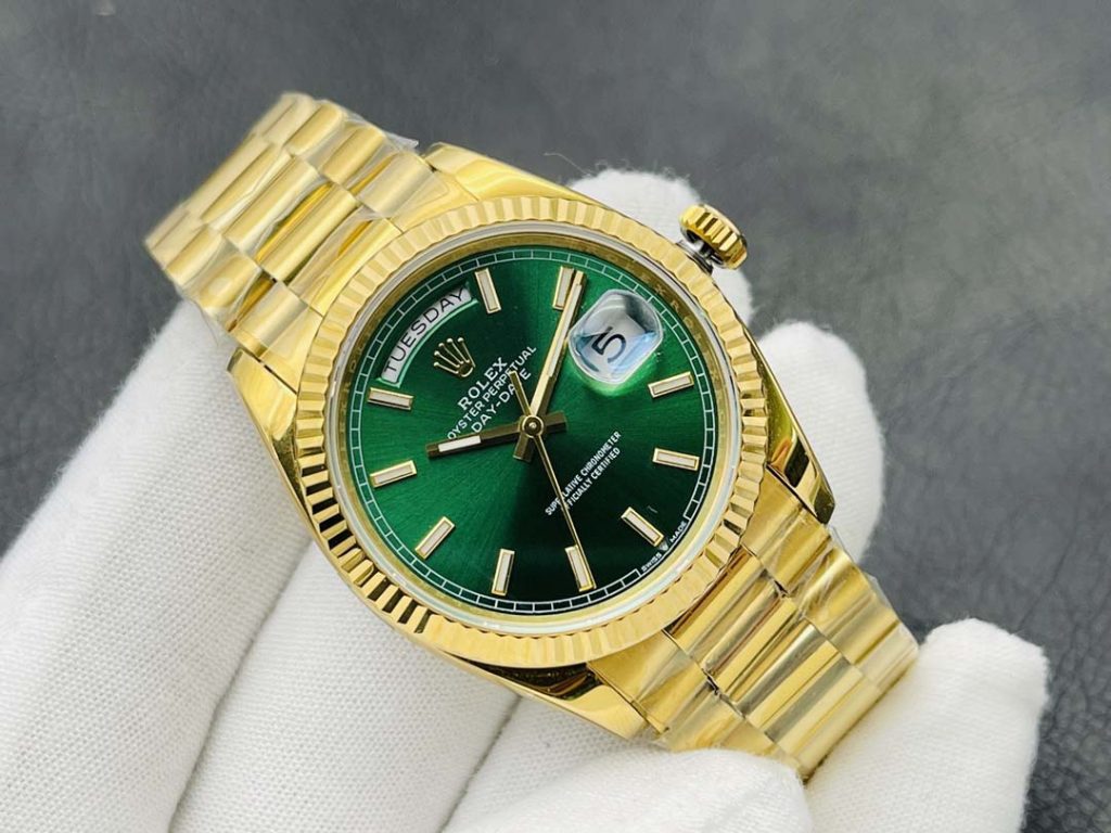 Rolex replicas weekly logotype 40