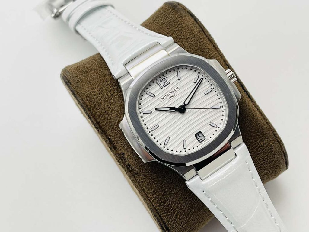 העתק של Patek Philippe Sporty Elegant 7118