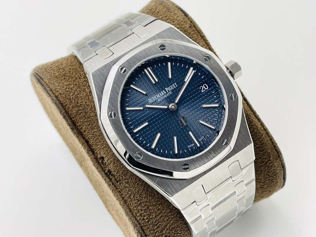 Audemars Piguet Replicas Royal Oak Jumbo 15202