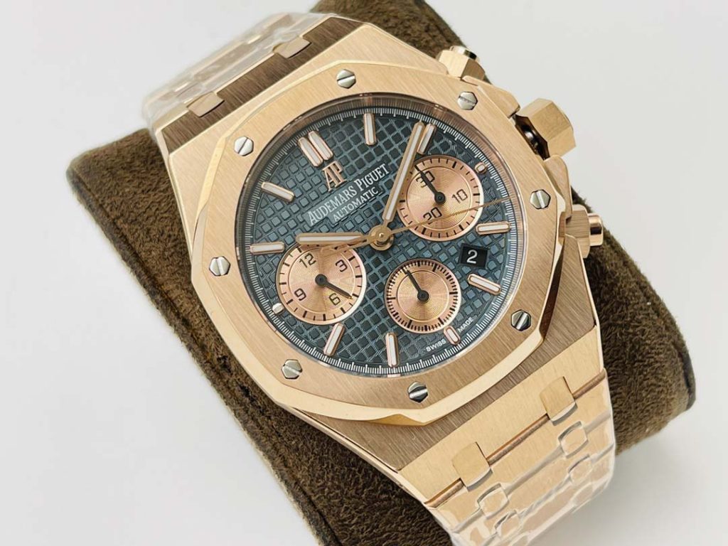 שעון כרונוגרף רב תכליתי Audemars Piguet Royal Oak מזויף