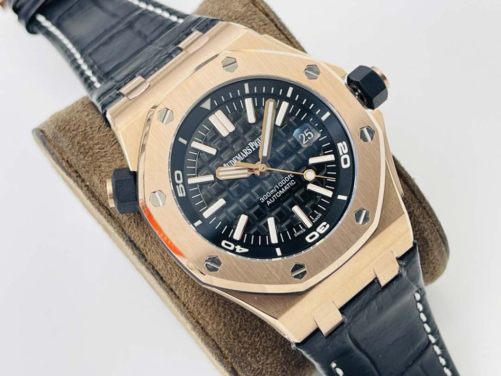 העתק מדויק של Audemars Piguet Royal Oak Offshore Diver 15710